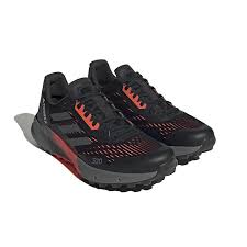 chaussure trail adidas