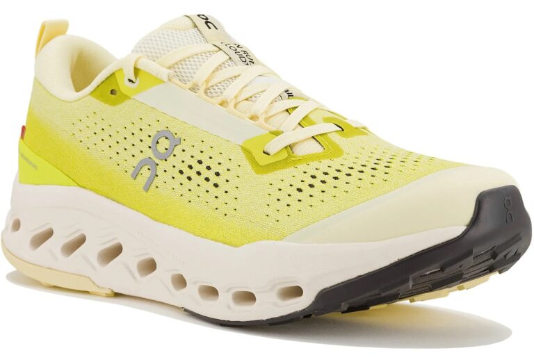 courir sur route avec des chaussures de trail